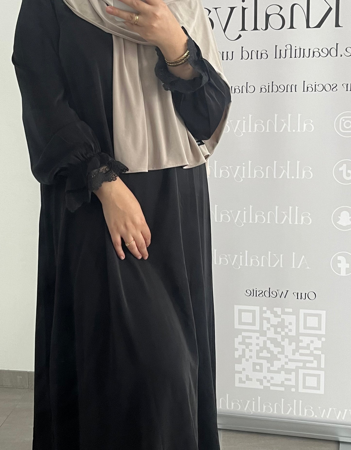 Abaya black